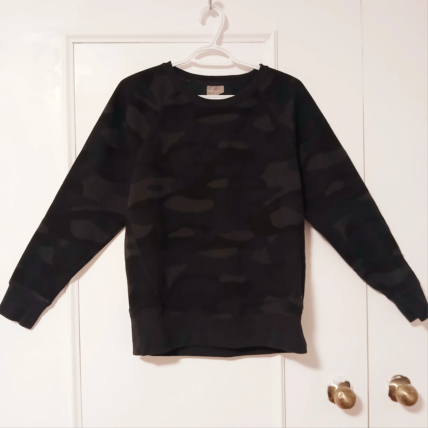 Men Medium Black Camo Crewneck Sweatshirt