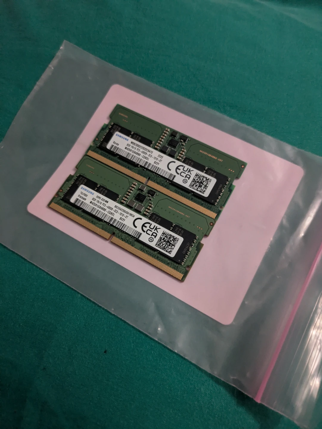Samsung laptop ram 2x8 16 gb ddr5 4800mhz