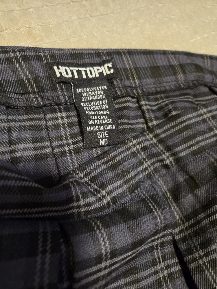 Hot Topic Plaid Pleated Skirt - Size Medium - photo 2