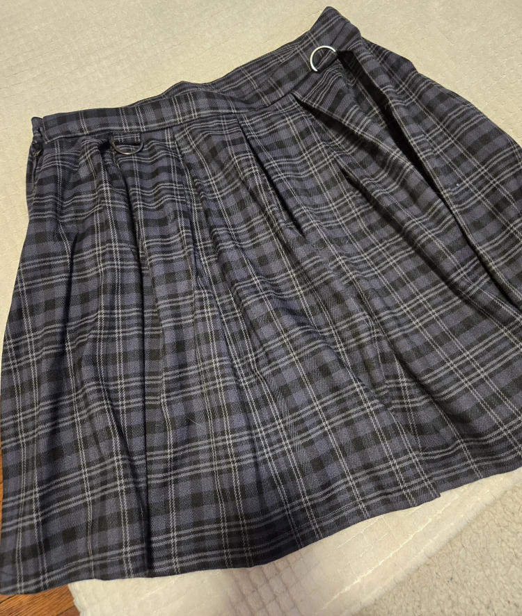 Hot Topic Plaid Pleated Skirt - Size Medium - photo 3