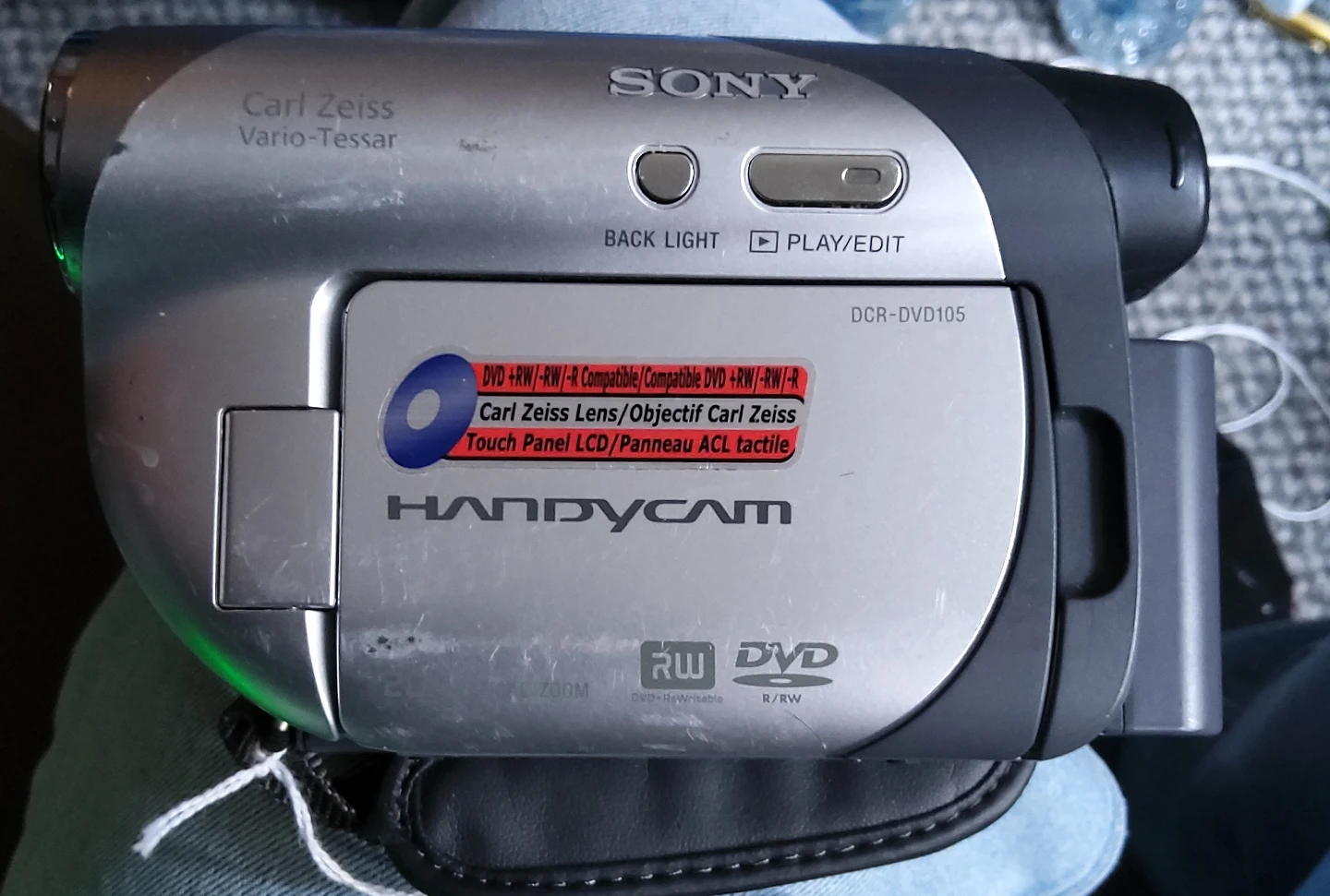 Sony Handycam DCR-DVD105 Camcorder