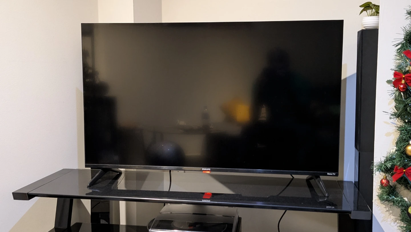 43" Philips Roku TV