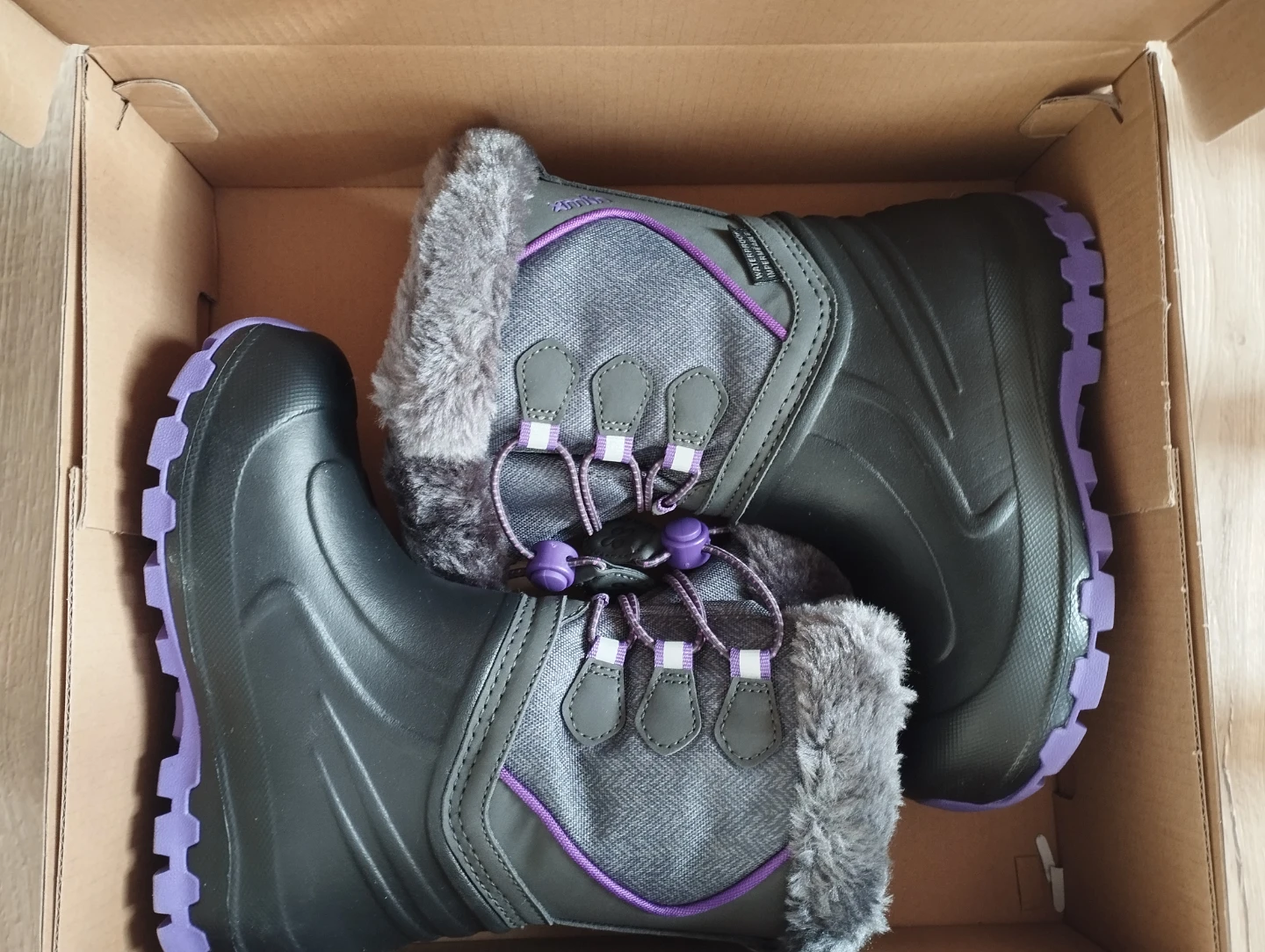 XMTN Kids Winter Boots Size 11 - photo 2
