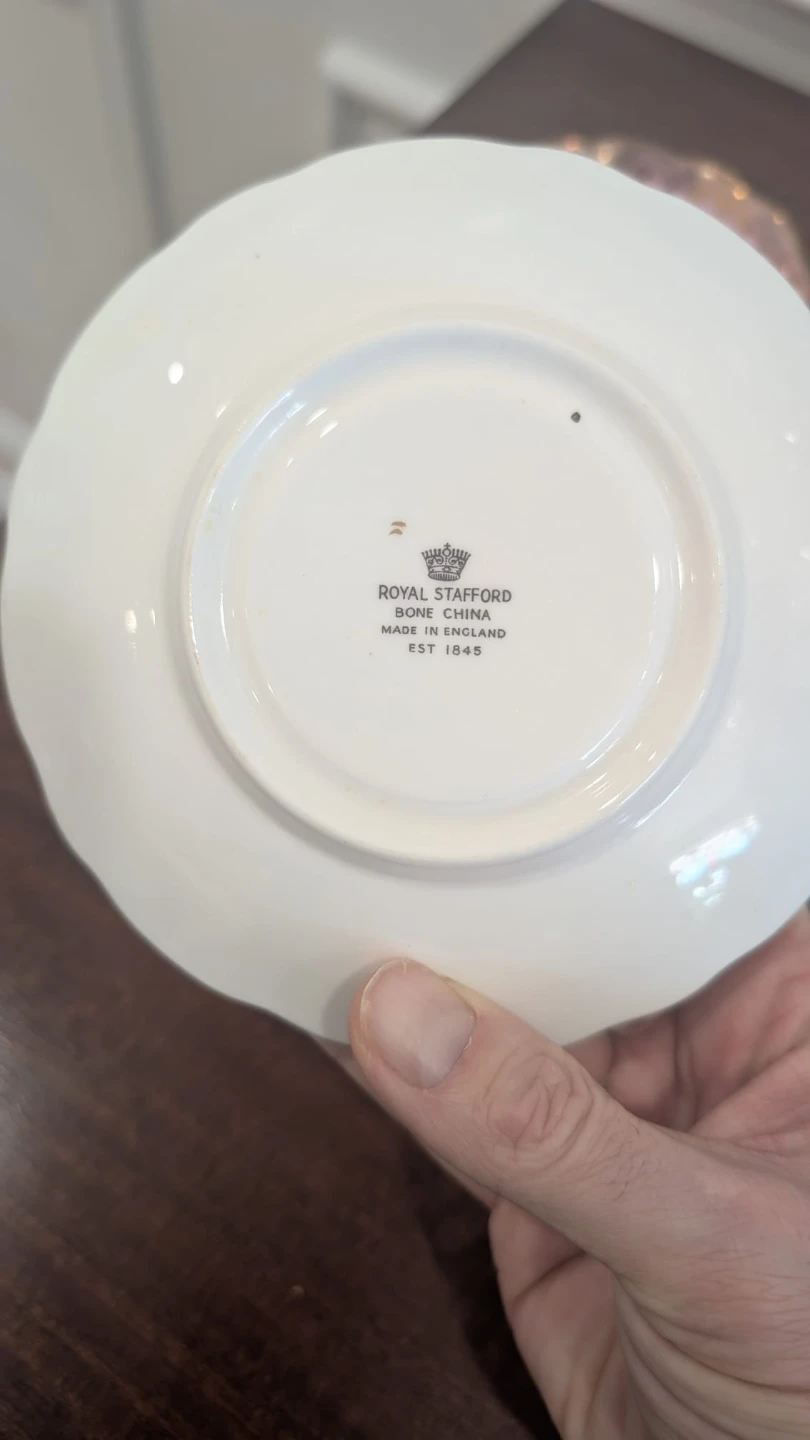 Royal Stafford Teacup and Saucer Set - photo 5
