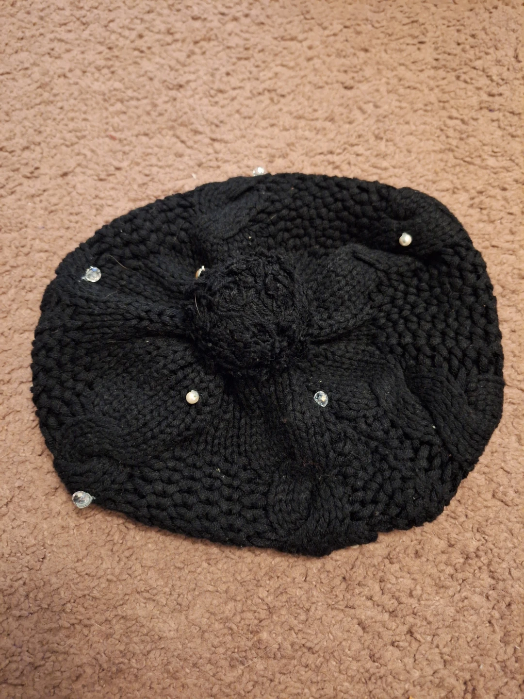 Black Knit Beret with Pearl Accents