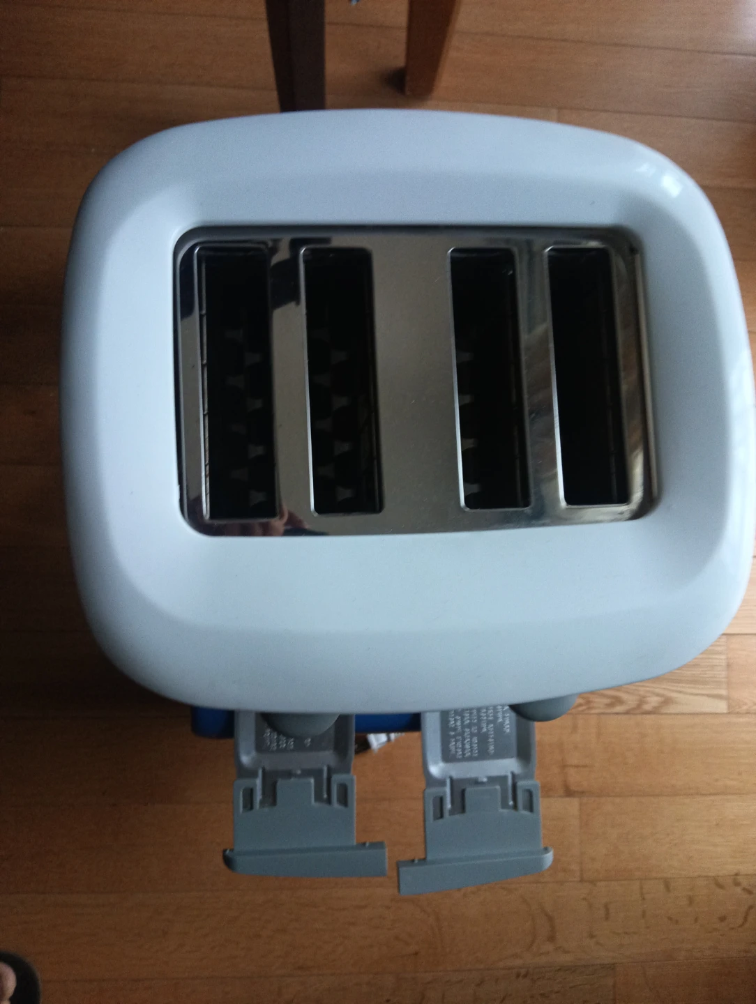 Oster 4-Slice Toaster - White - photo 3