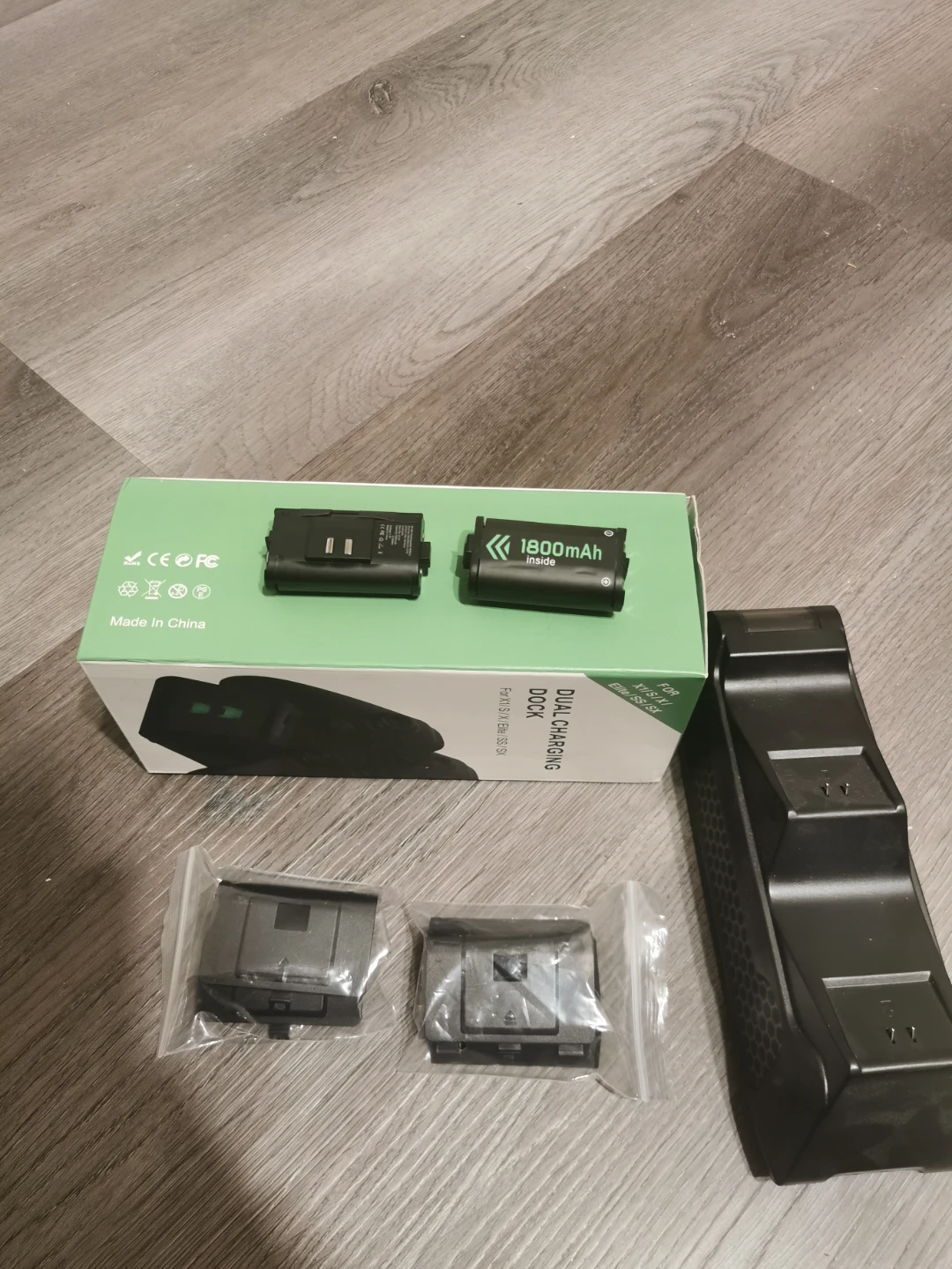 Dual Charging Dock for Xbox Controller - photo 5