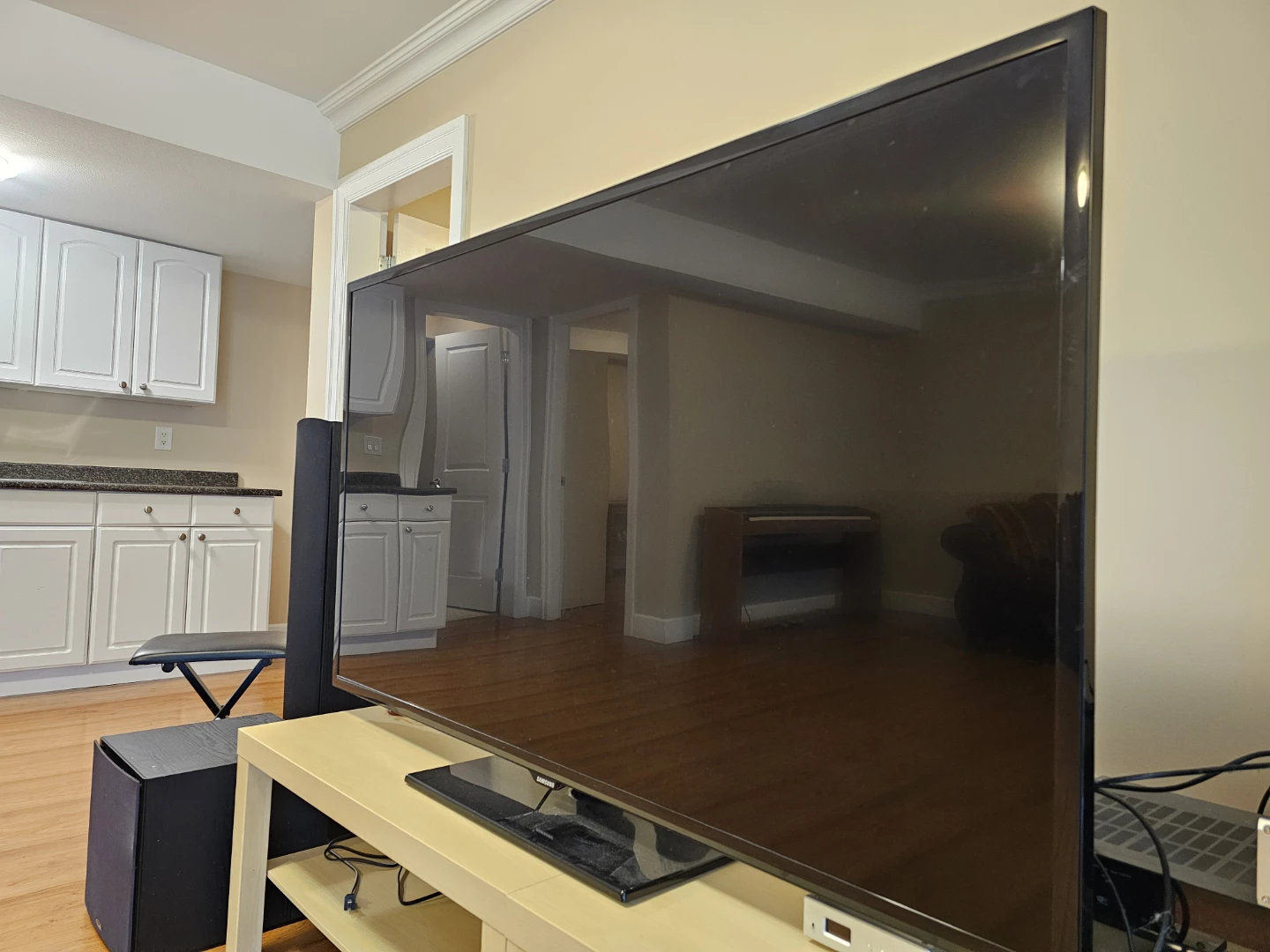 Samsung UN65EH6000 65-inch TV