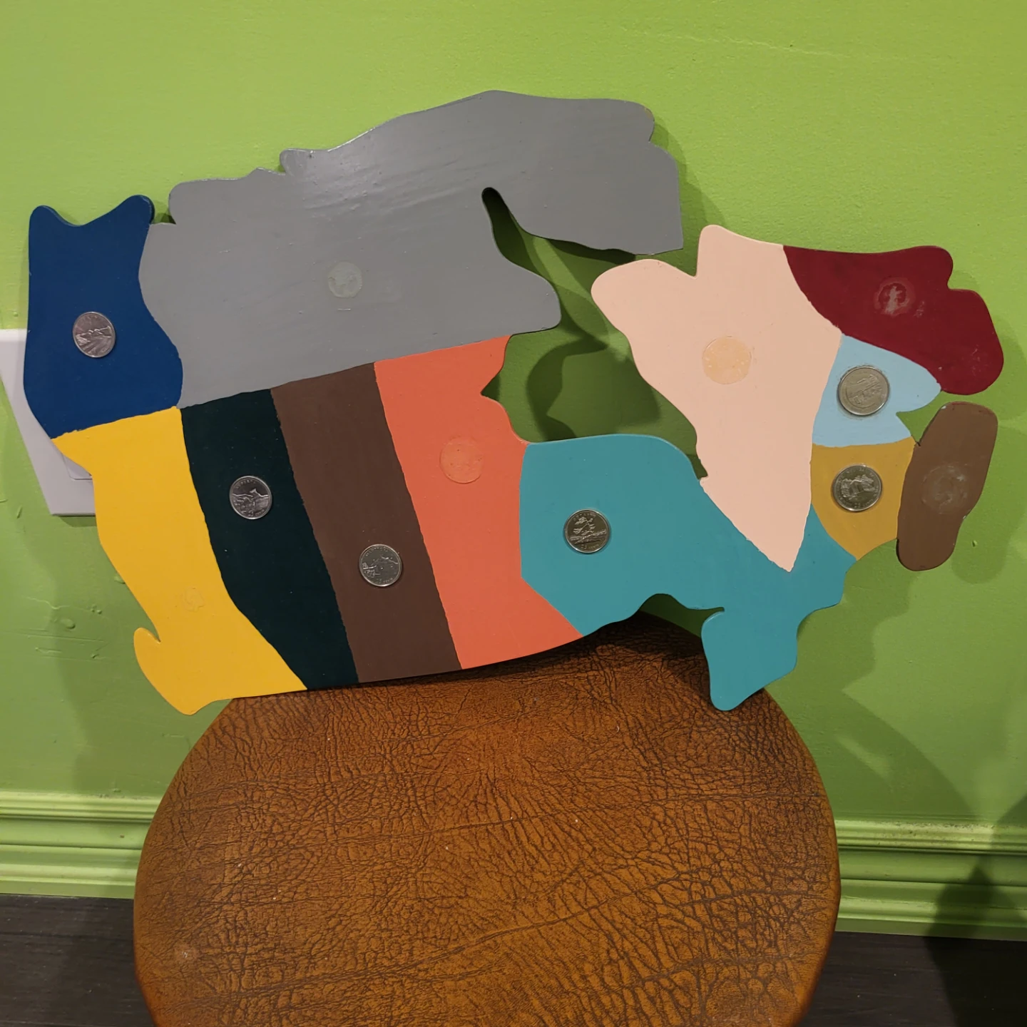 Wooden Canada Map Coin Display Shelf - photo 2