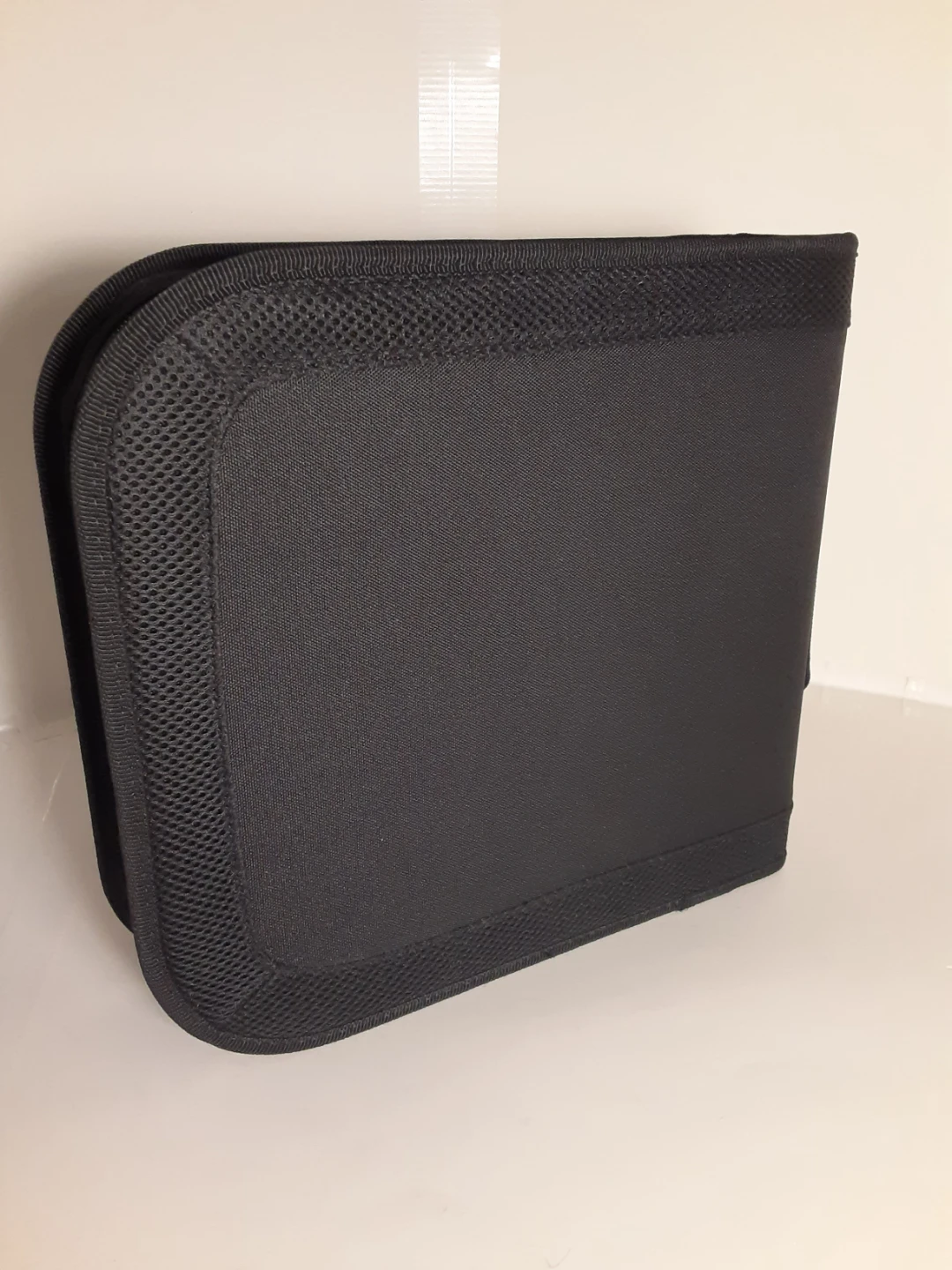 CD/DVD Binder/Case | Amazon Basics - 16 Pages - 128 Slots - photo 4