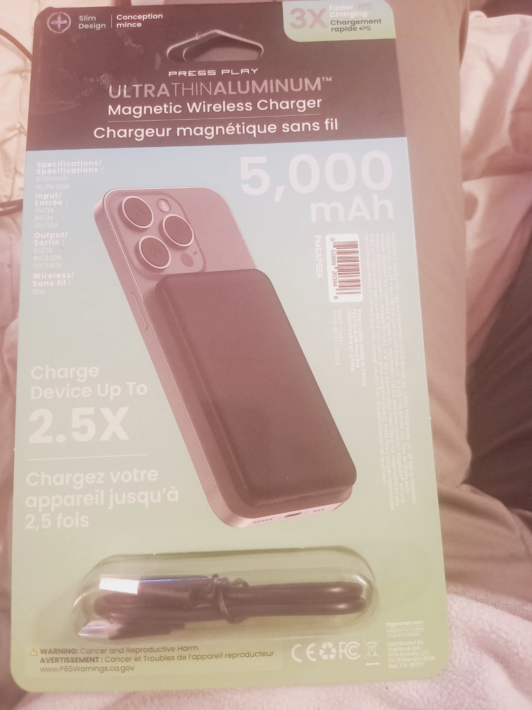 Press Play Ultrathin Aluminum Magnetic Wireless Charger - photo 2