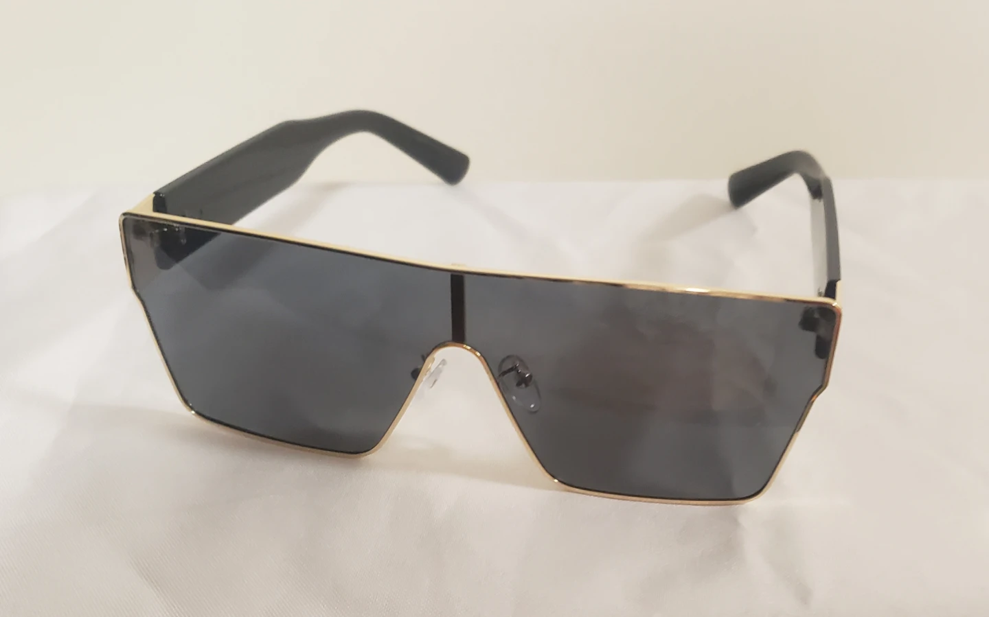 Brand new Sunglasses For sale only $40 - photo 2