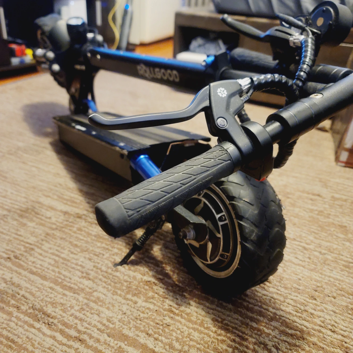 Rollgood Electric Scooter MSRP. $1599 - photo 5