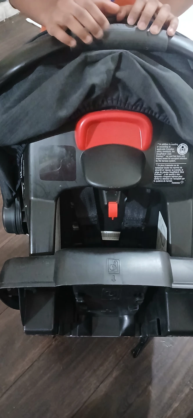 Graco SnugRide 35 Infant Car Seat - photo 4