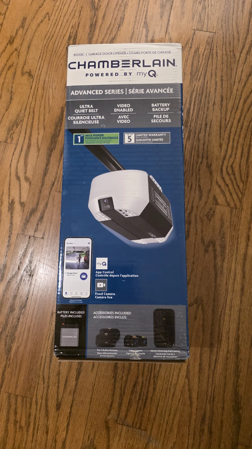 Chamberlain myQ Garage Door Opener - New in Box