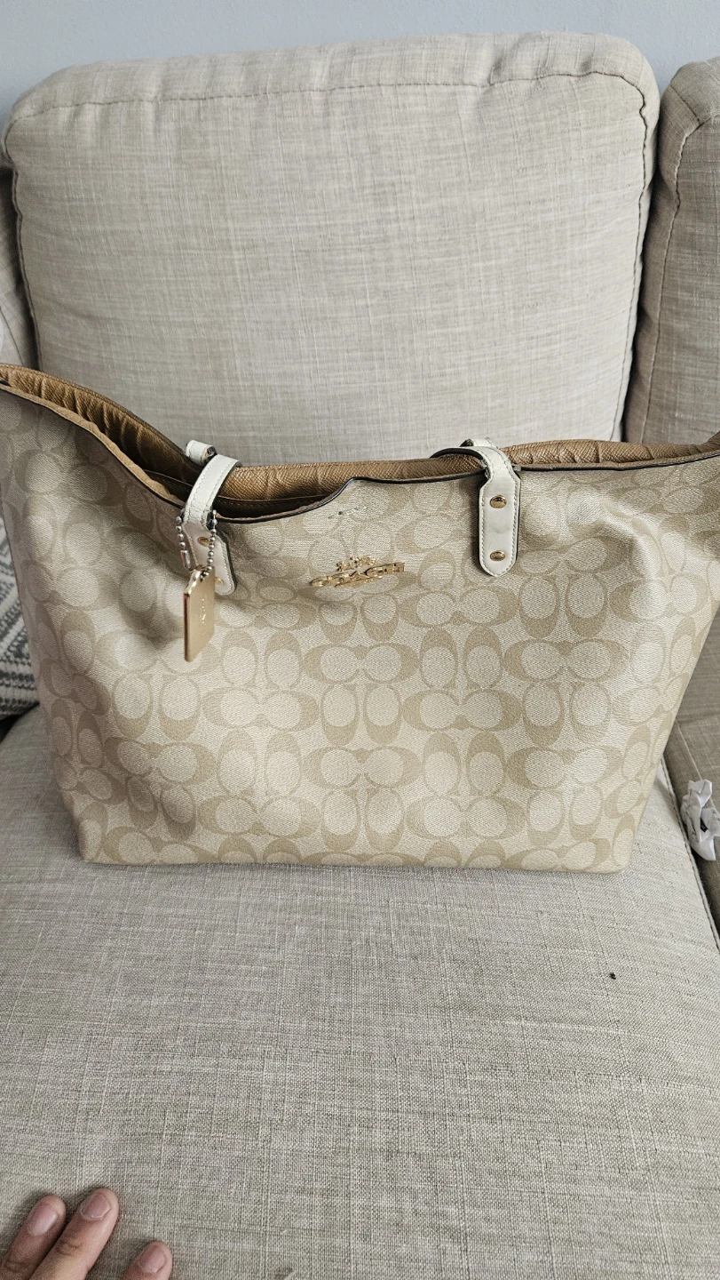 Coach Signature Tote Bag