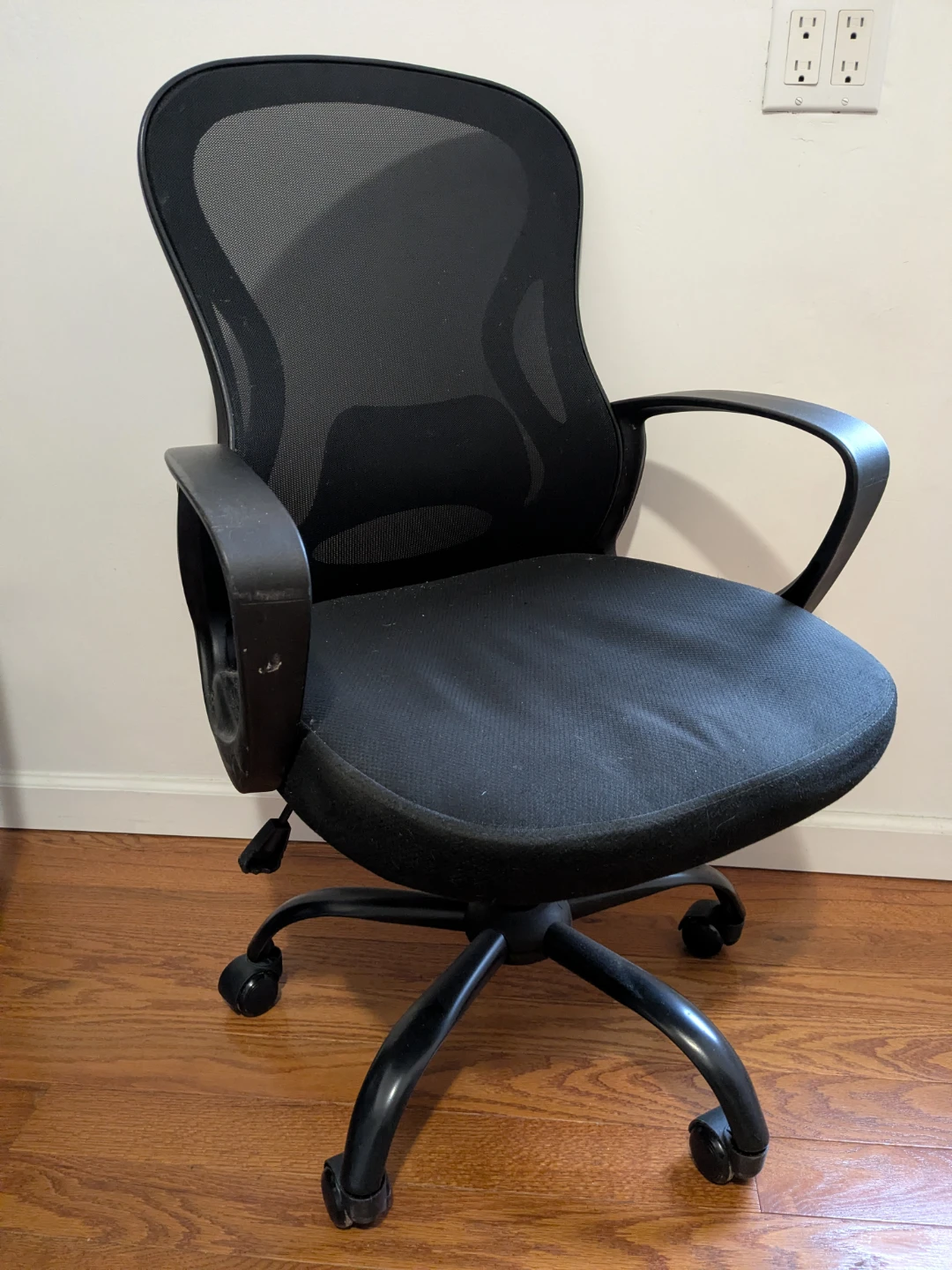 Black Mesh Office Chair
