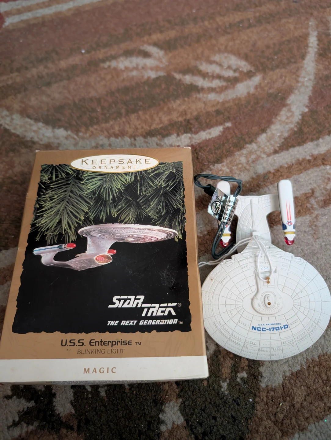 U.S.S. Enterprise ornament - photo 2
