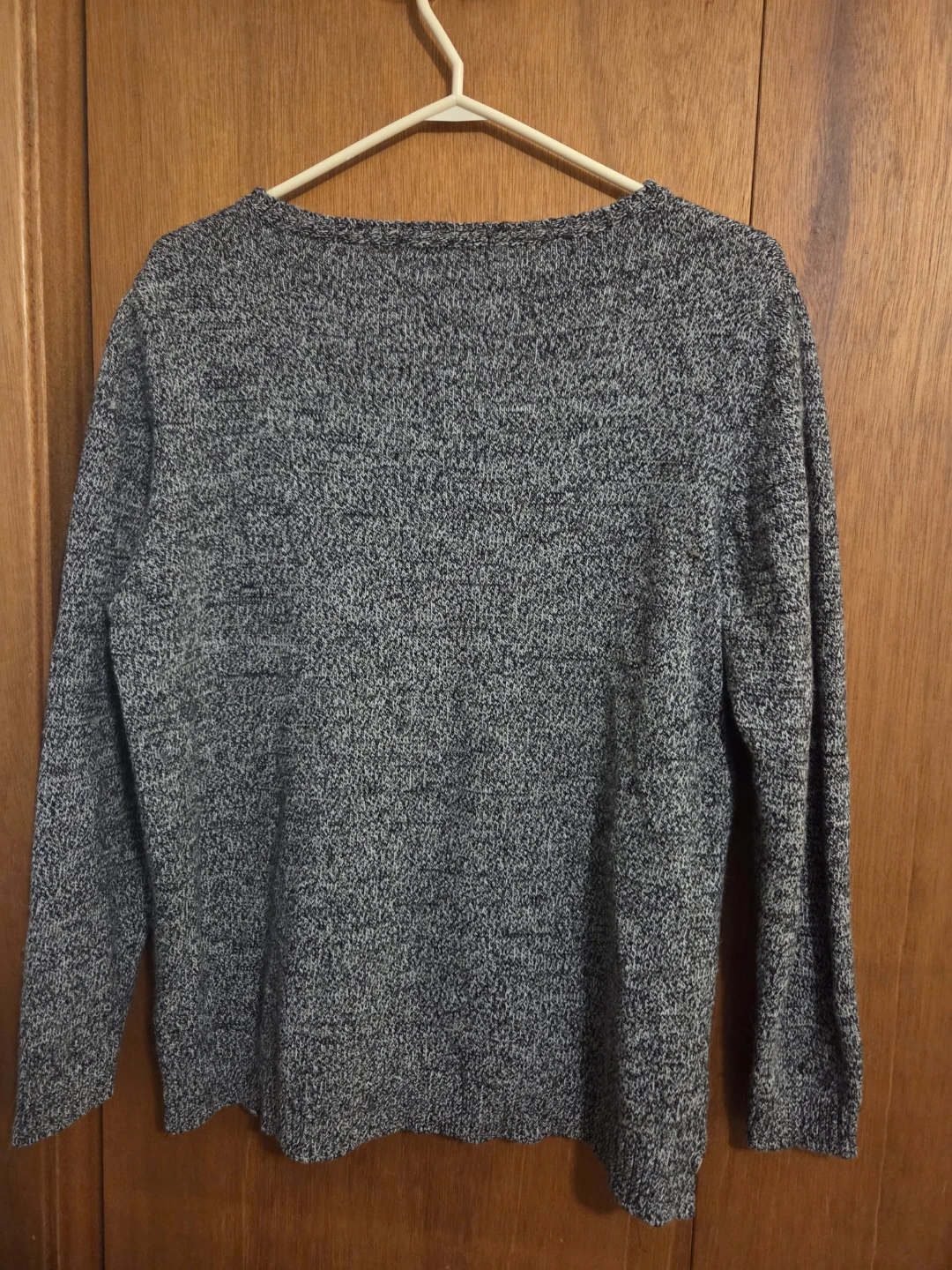 Woman's Brandy Melville Sweater - photo 3