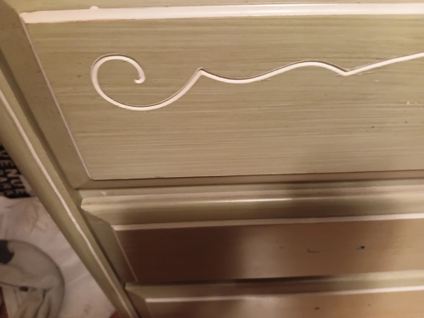Vintage 6-Drawer Dresser - Beige French provincial - photo 3