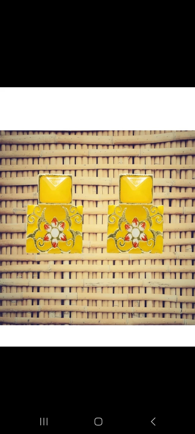 Brand new Yellow Square Enamel Earrings free ✨️ - photo 2