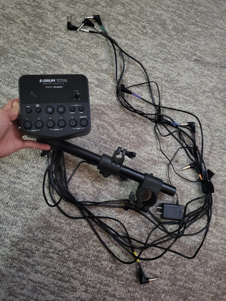 Alesis E-Drum Total Drumset - photo 5