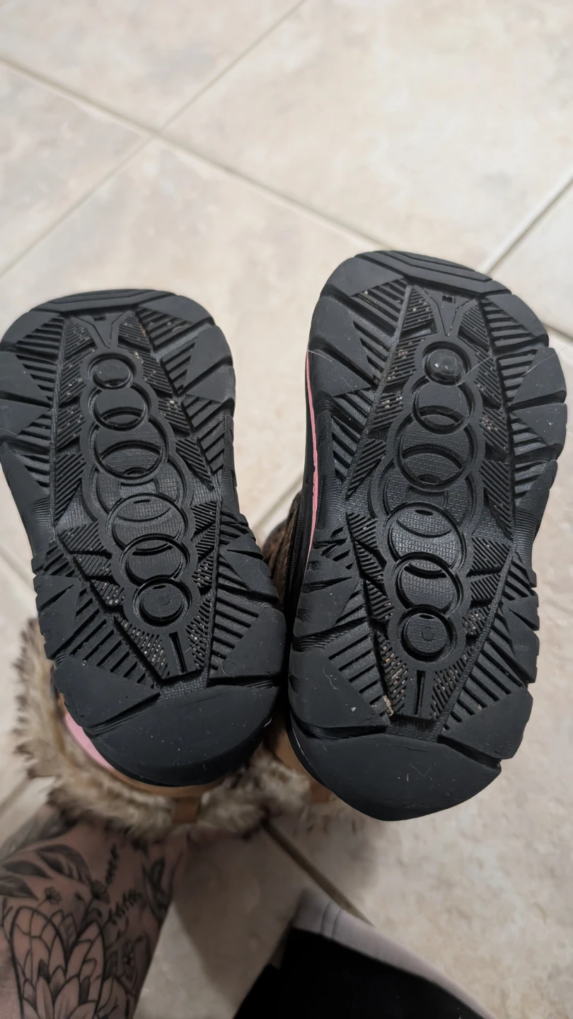 Joe Fresh Kids Winter Boots - Size 8 - photo 3