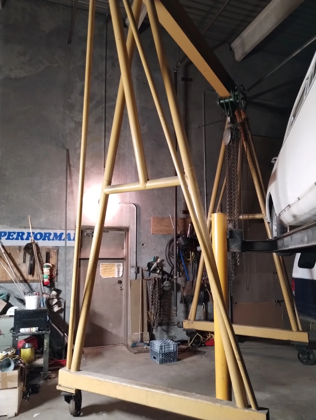 Yellow Gantry Crane with Chain Hoist - photo 2