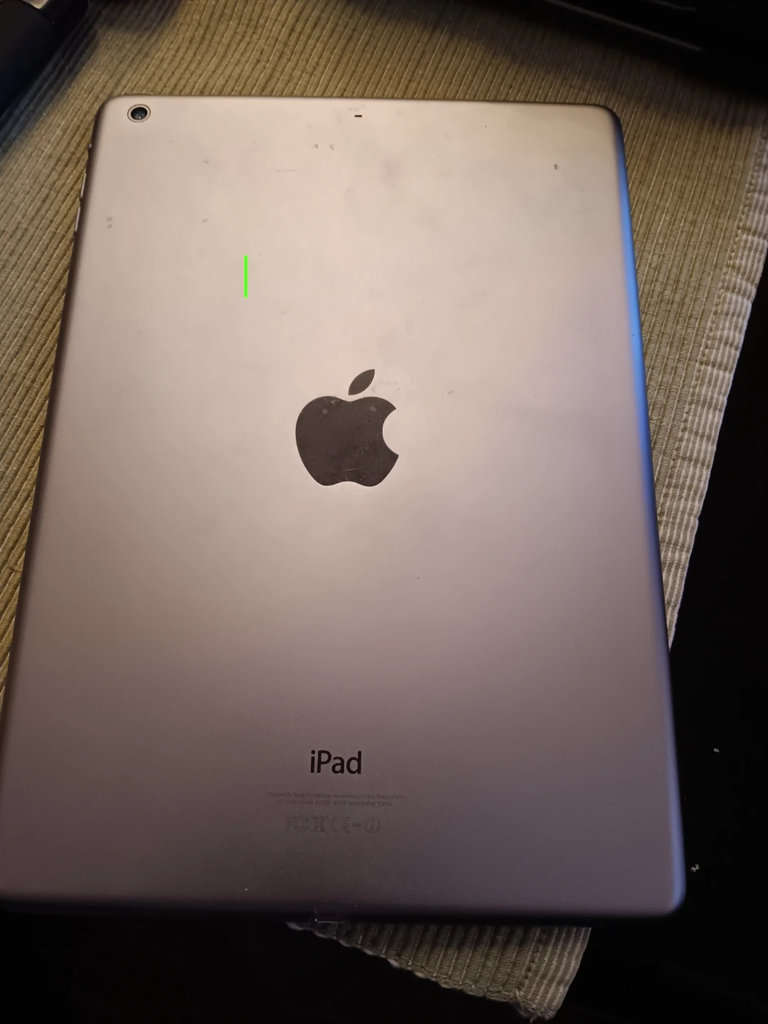 Apple iPad Air 16GB - Silver