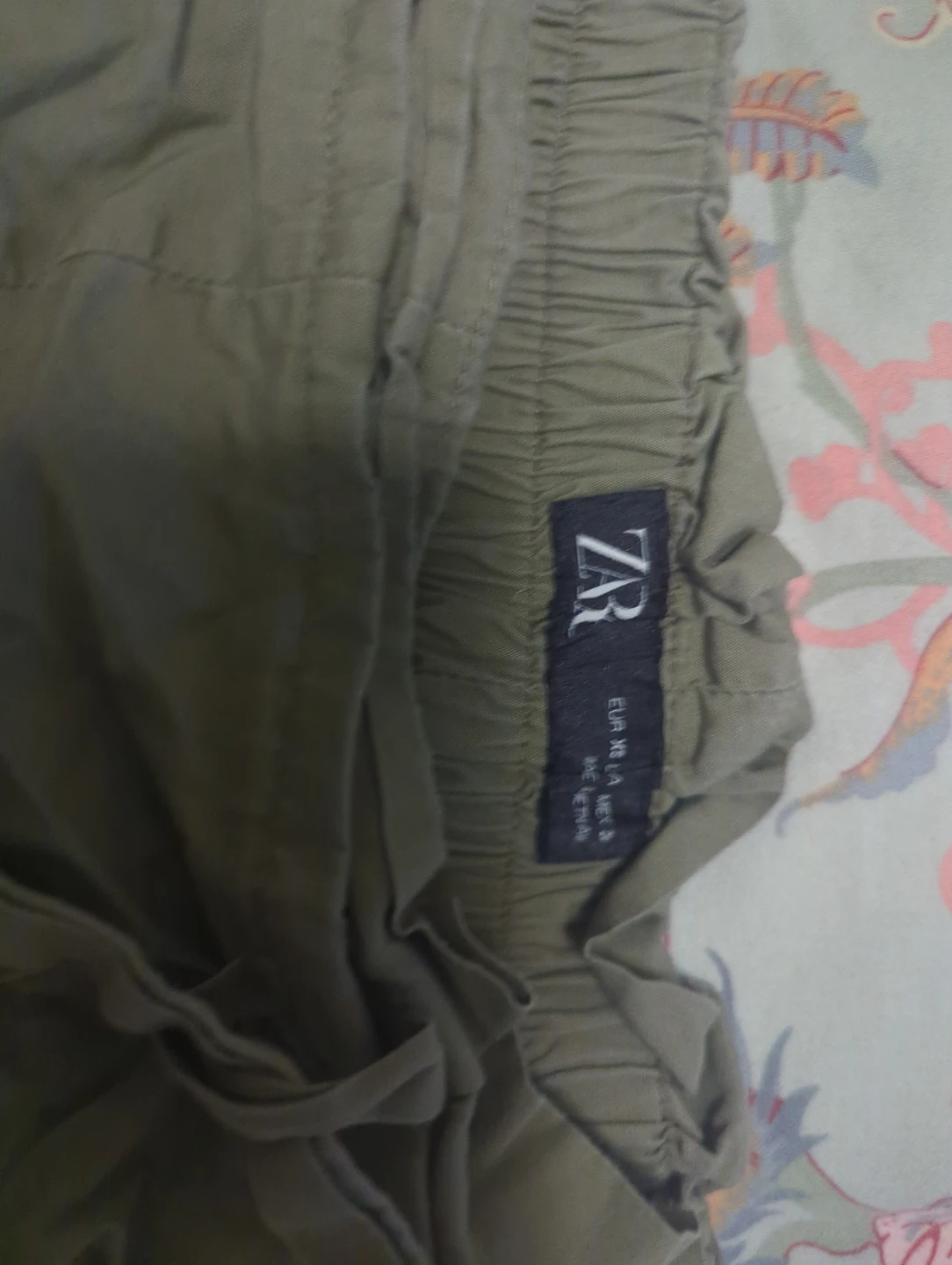 Zara Khaki Shorts - photo 2