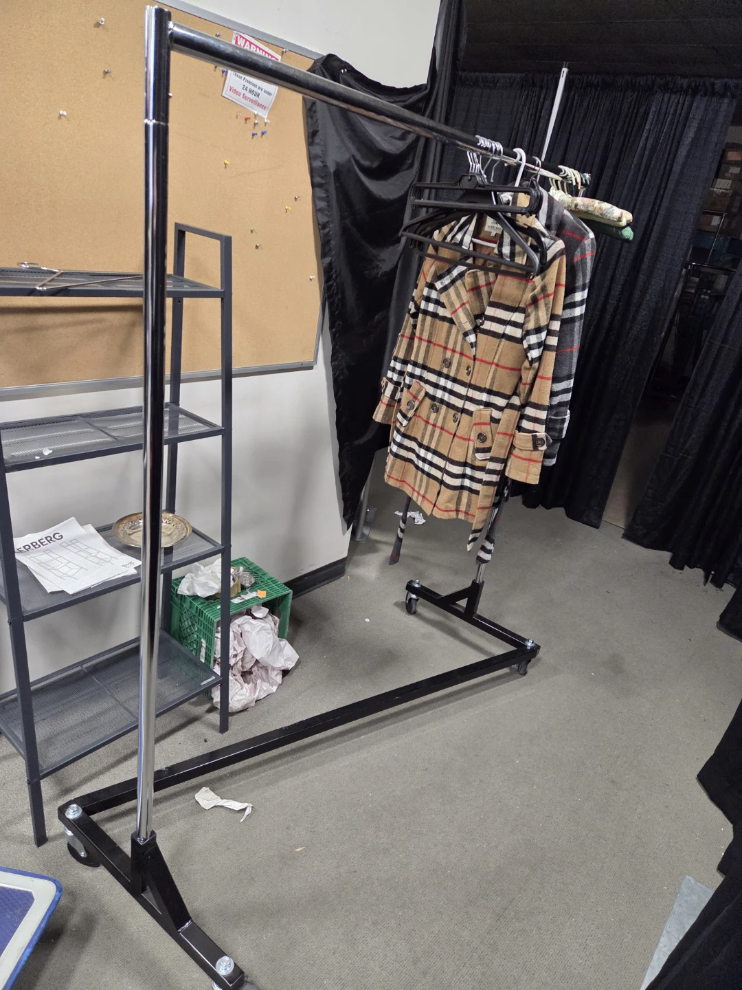 Heavy duty clothing rack jacket coat check - photo 2