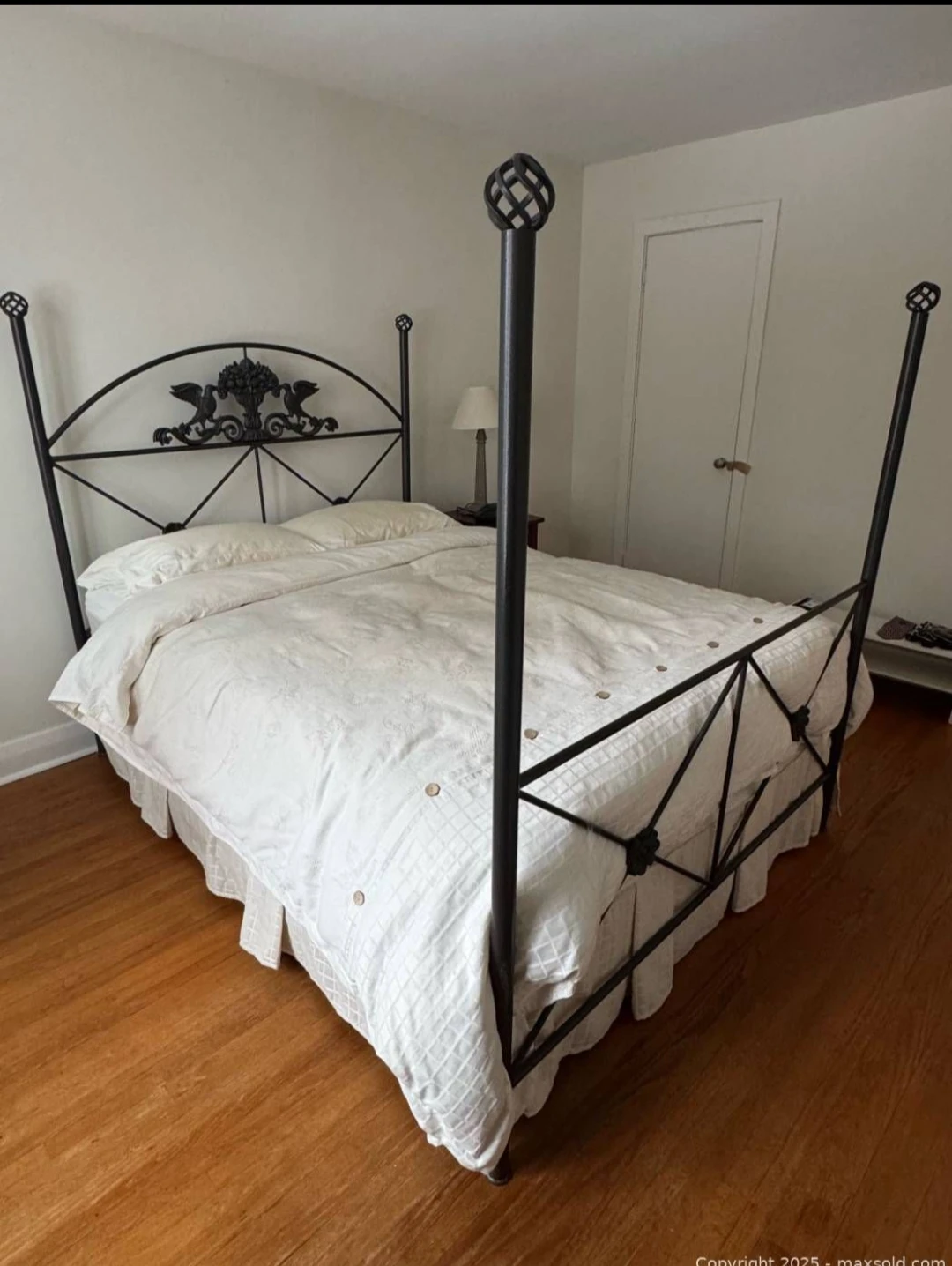 Antique Style Hunter Green Wrought Iron Queen Bed - photo 2