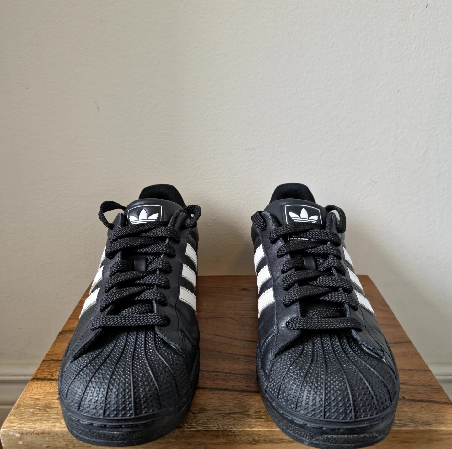 Adidas Sneakers