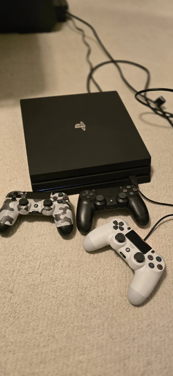 PlayStation 4 Pro with 3 Controllers & RDR2 2 - photo 2