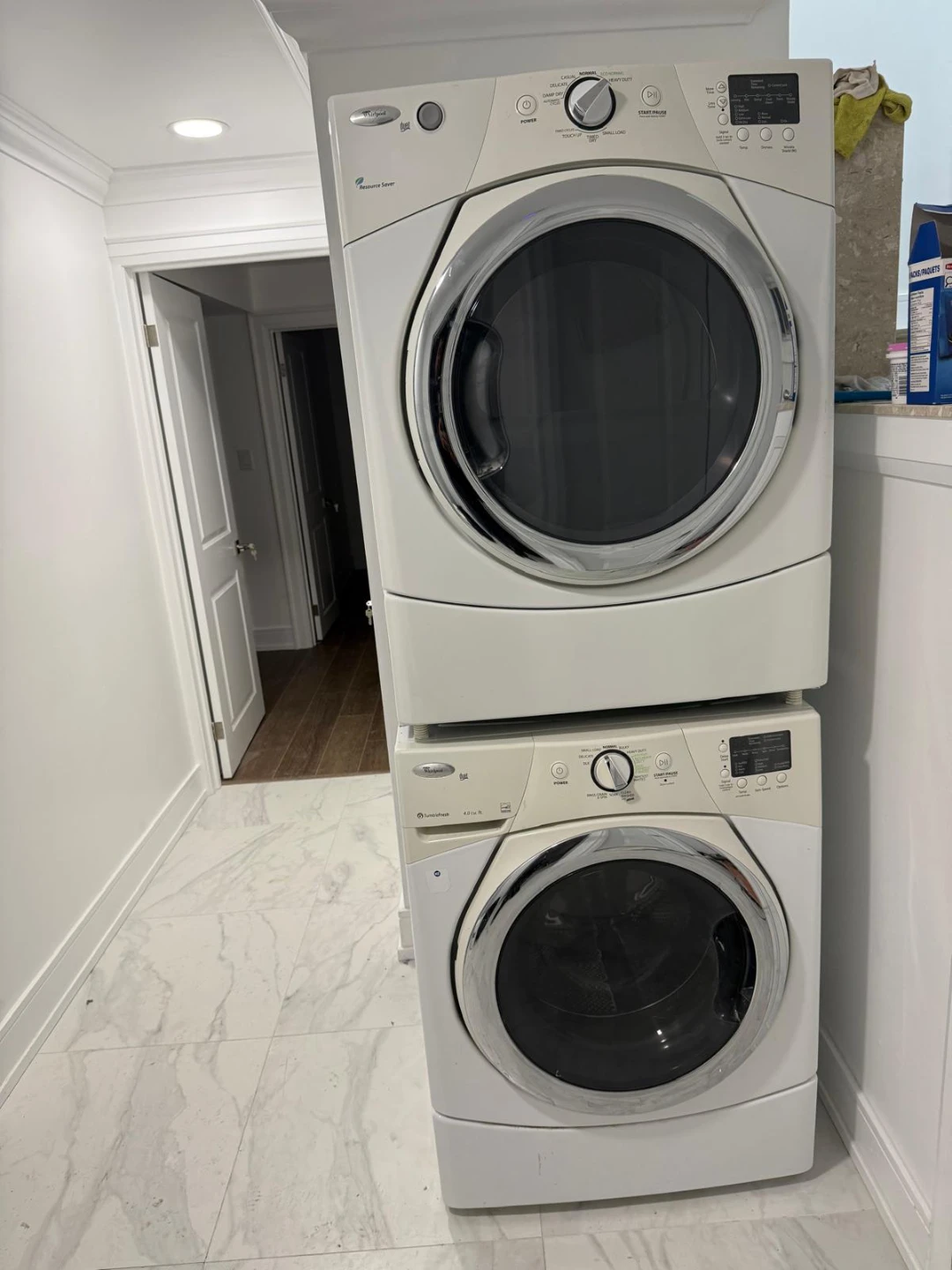 Whirlpool Washer and Dryer Set
