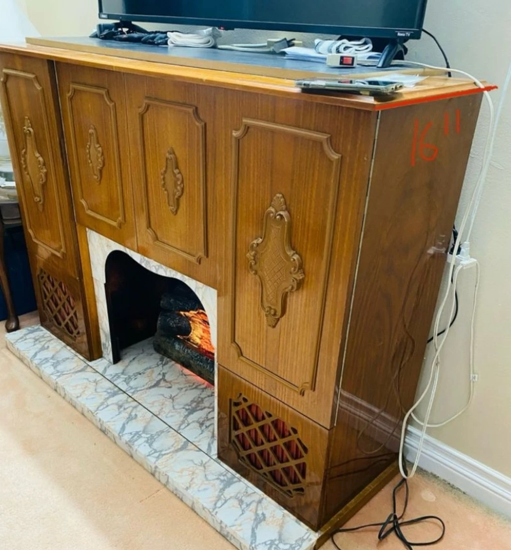 Vintage Electric Fireplace Entertainment Cabinet - photo 3