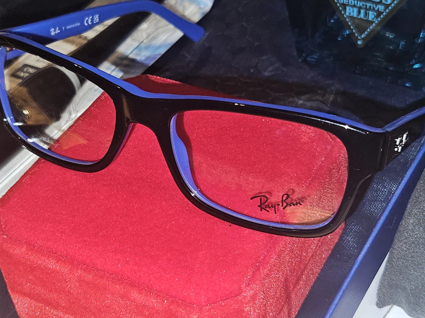 Ray-Ban Eyeglasses - American Exchange wristwatch. Tooth brush - photo 2
