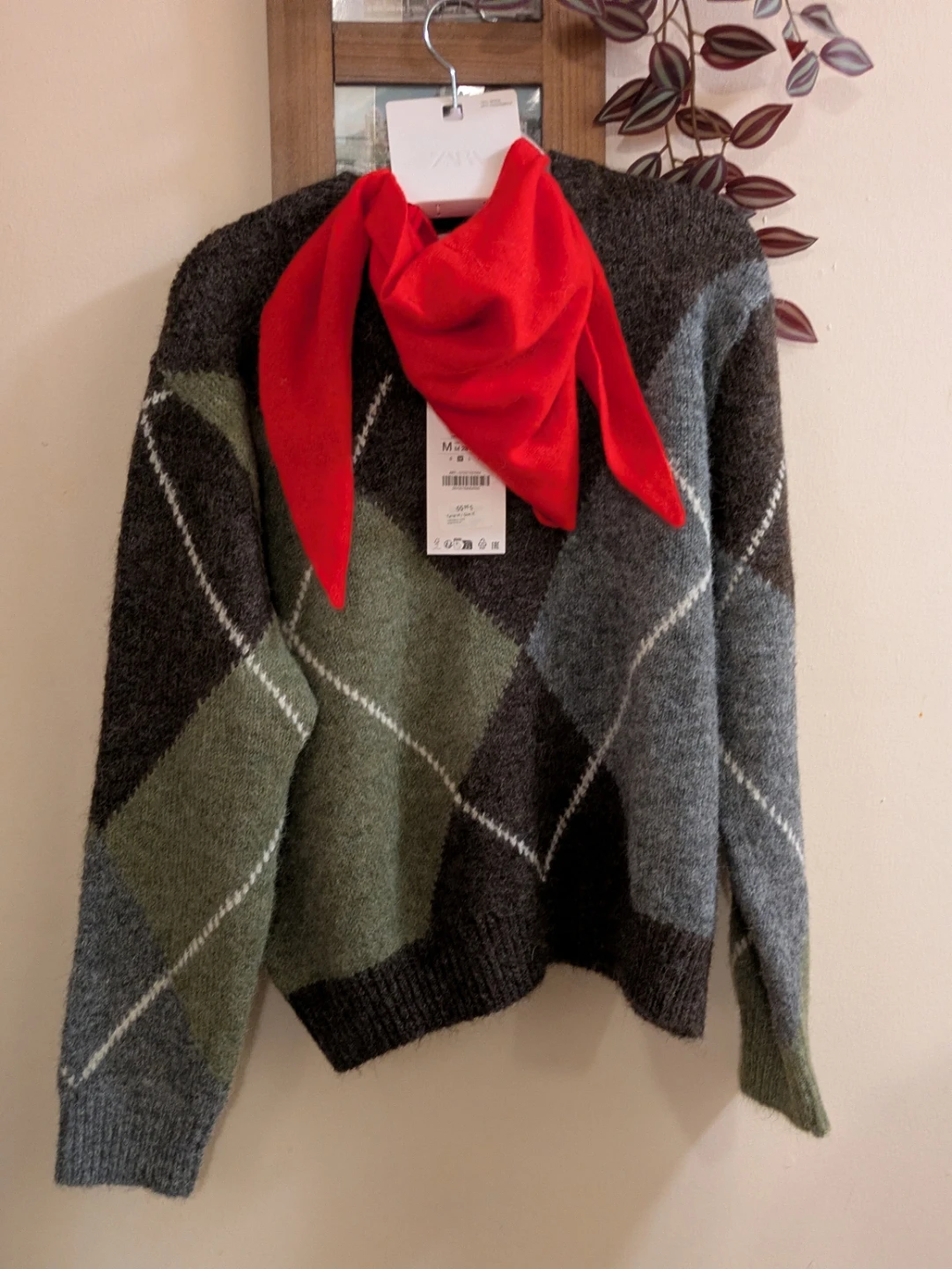 Argyle Sweater - Size M - photo 2