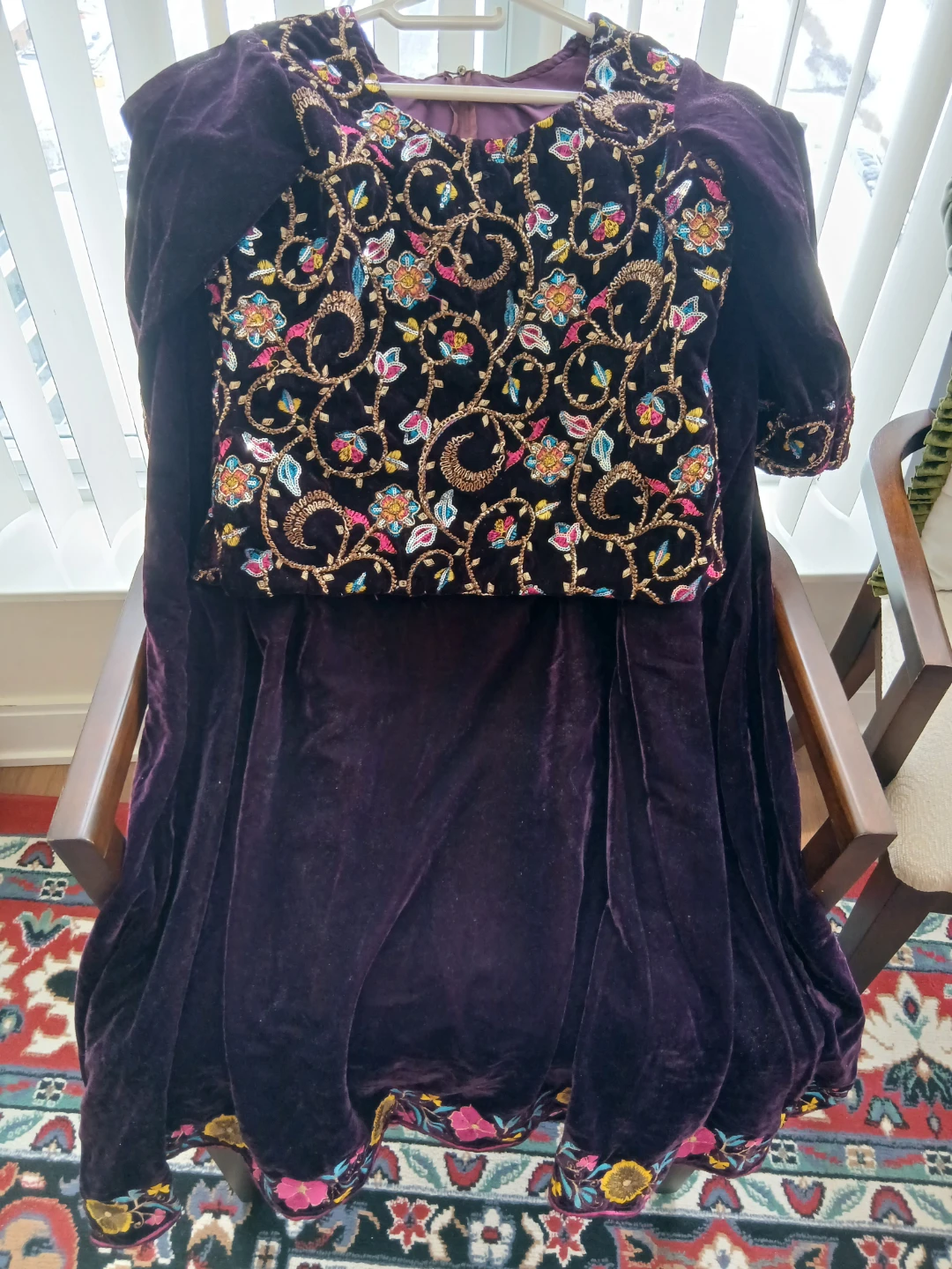 Floral Embroidered Velvet Top & Skirt Set - photo 3