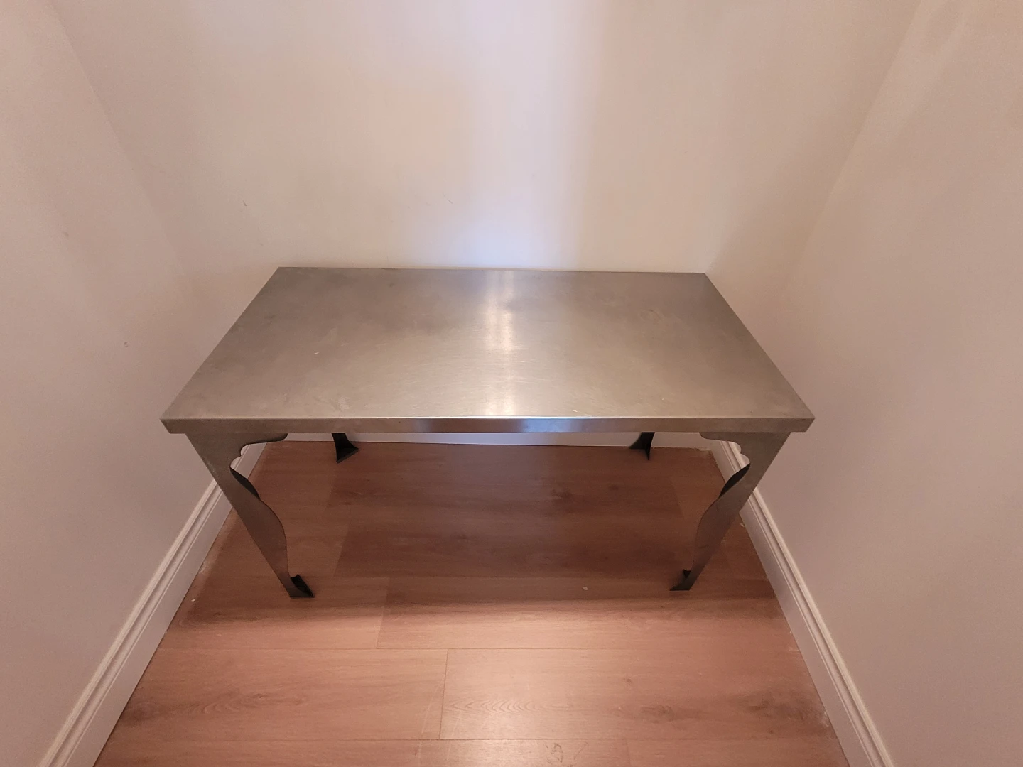 Desk/Table - photo 2