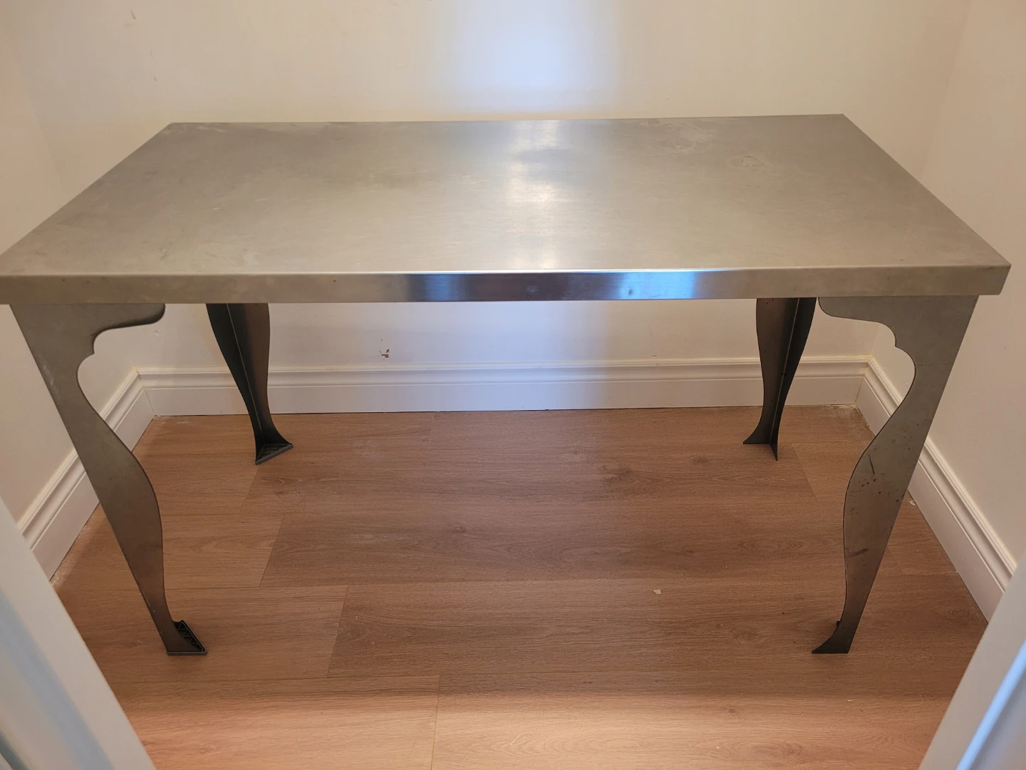 Desk/Table - photo 5