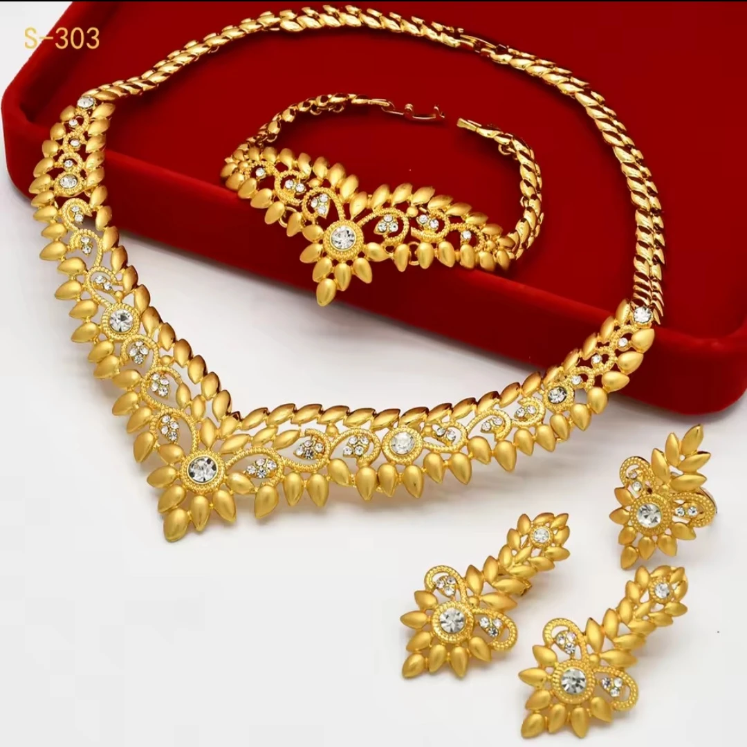 Gold-tone Leaf Design Jewelry Set with Clear Stones - photo 2