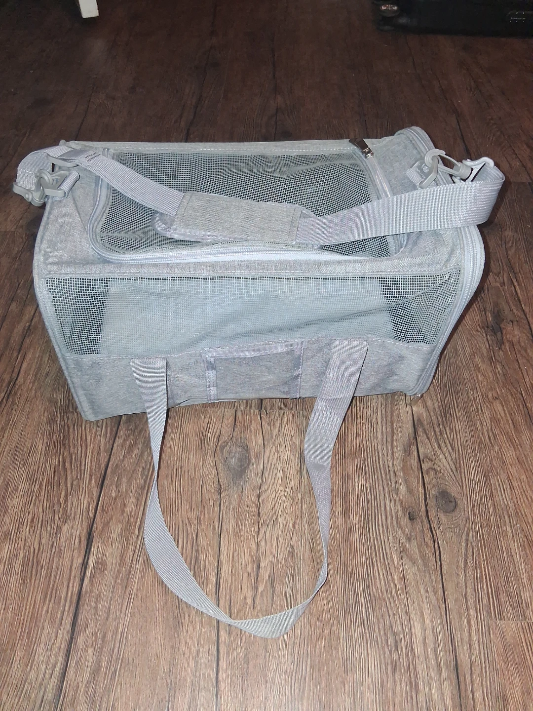 Animal Carrier- Bag style
