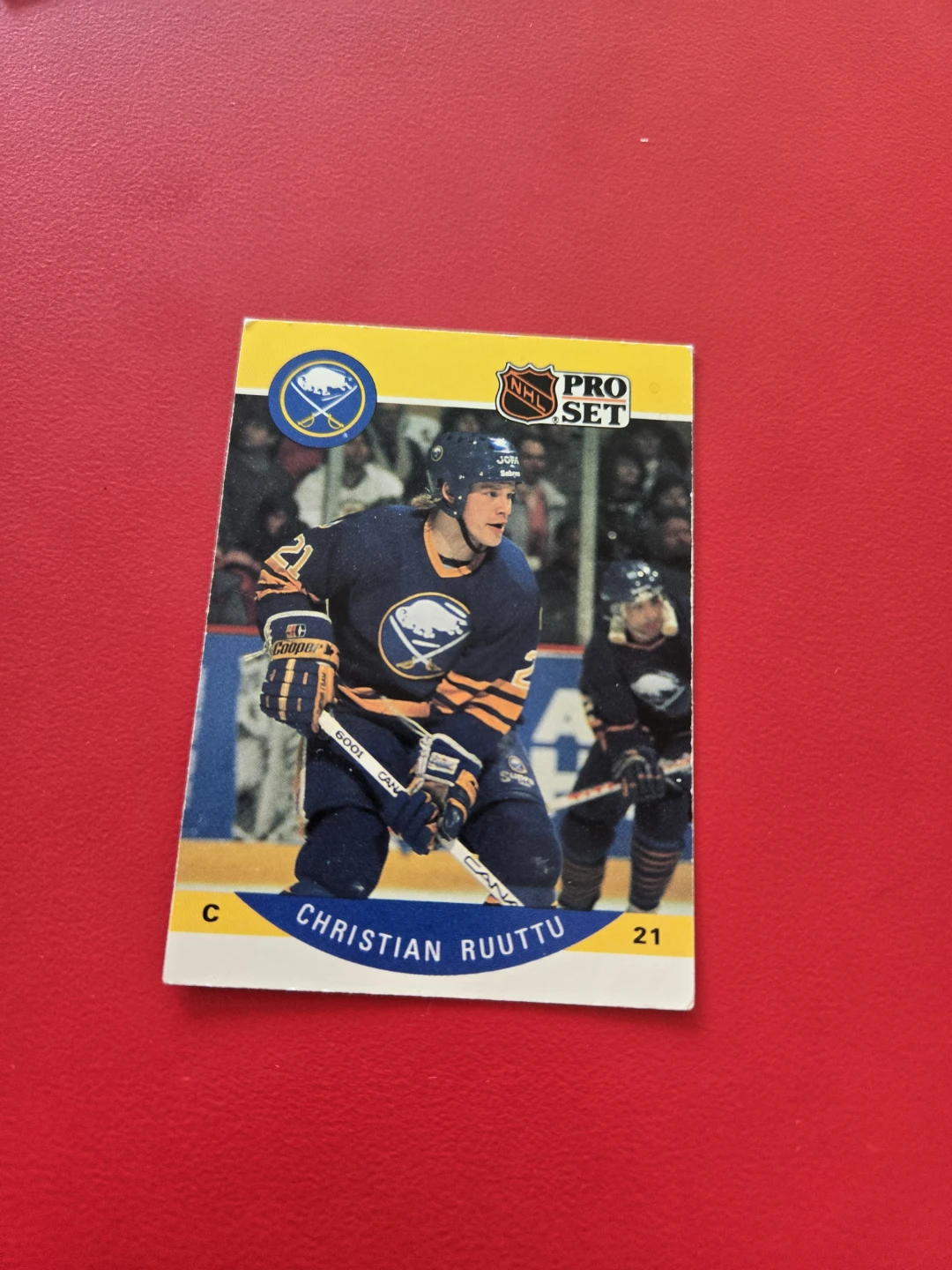 1990 NHL Pro Set Christian Ruuttu Hockey Card