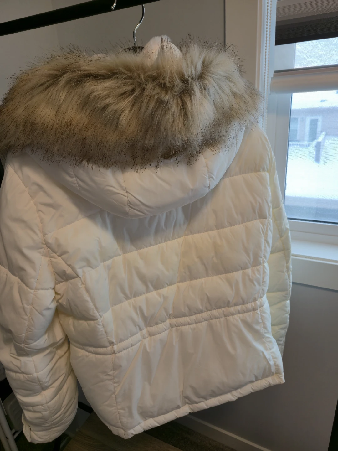 Zara trf Collection White Puffer Jacket (L) - photo 3