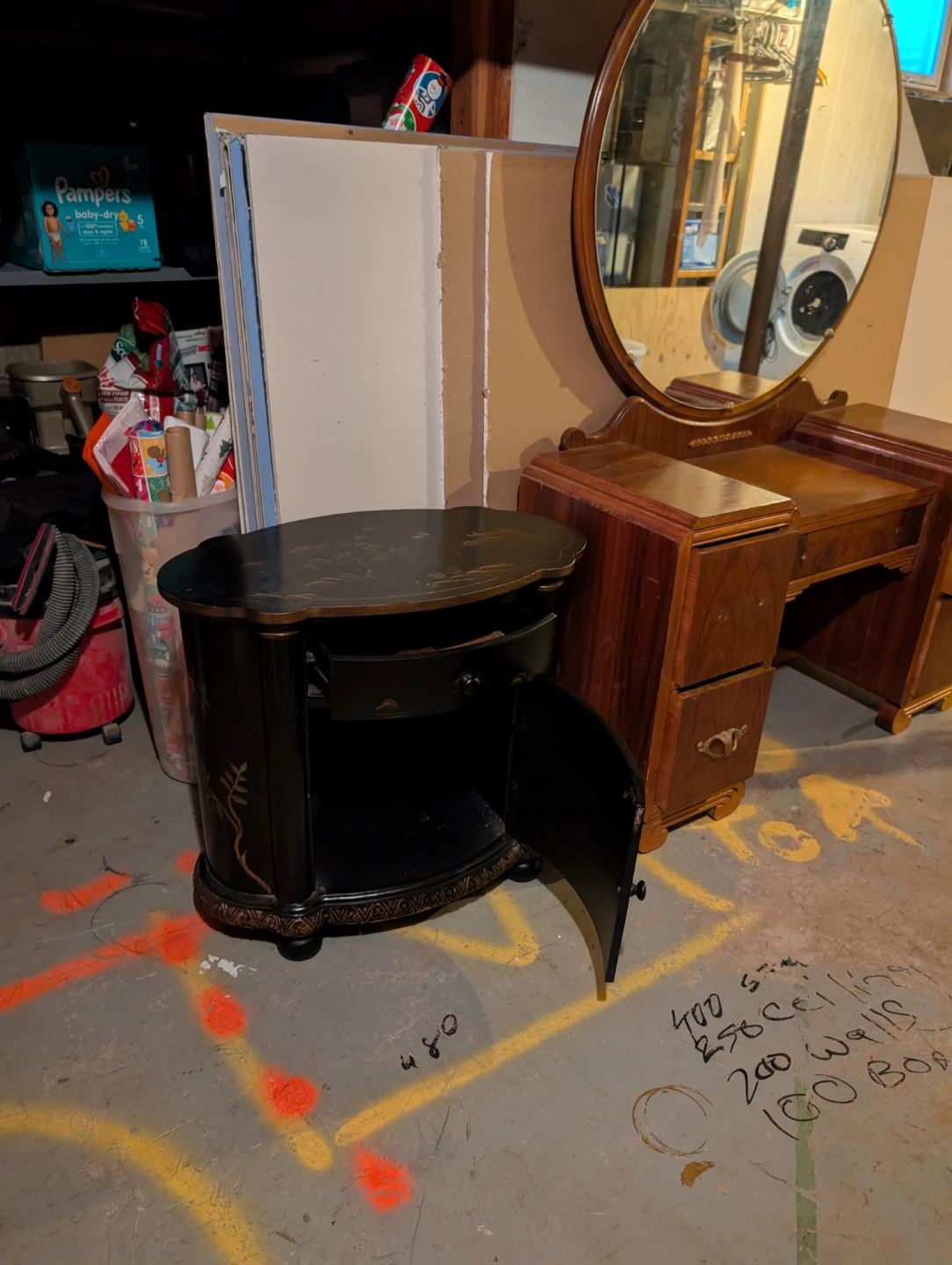 Black Oriental Style End Table - photo 2