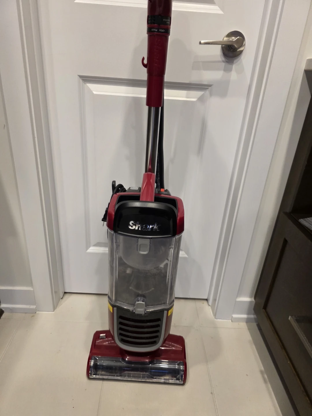 Shark Upright Vacuum Cleaner