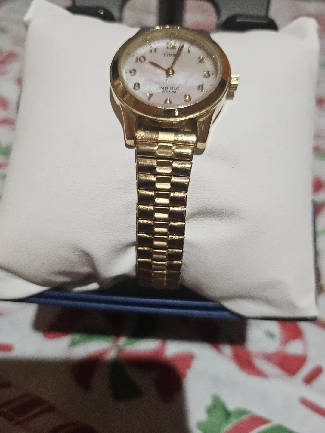 Timex Indiglo WR 30M Gold Watch