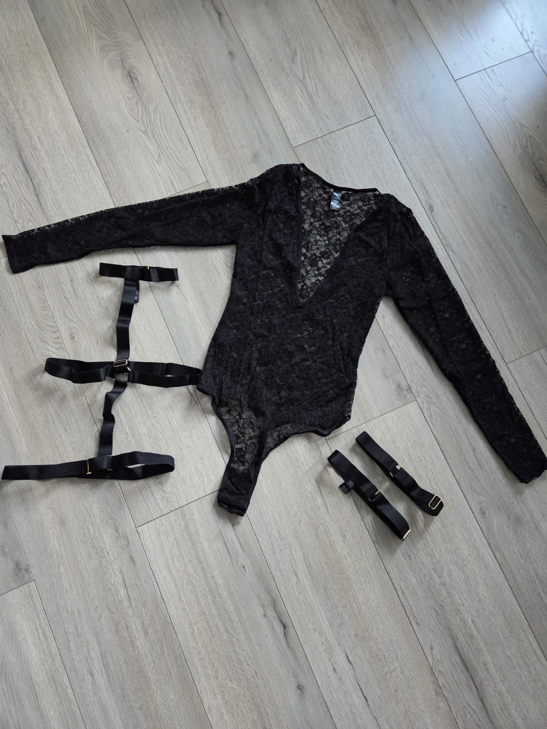 Black Lace Lingerie Bodysuit & Choker Set - photo 4