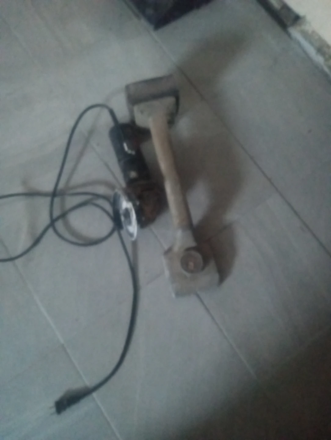 Carpet kicker and grinder.combo deal